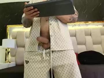 kiing_magic from Chaturbate