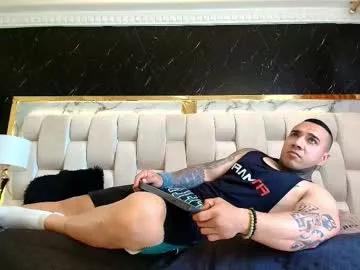kiing_magic from Chaturbate
