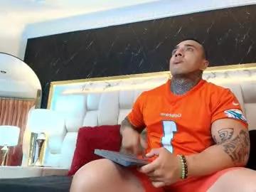kiing_magic from Chaturbate