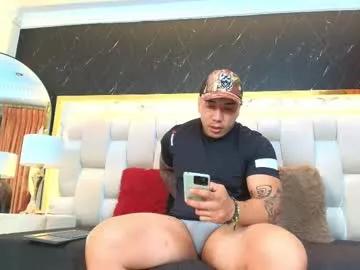 kiing_magic from Chaturbate