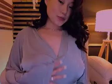kimmy_chi from Chaturbate