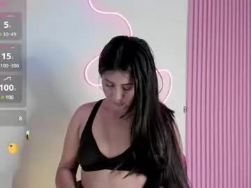 kinky_yeyns from Chaturbate