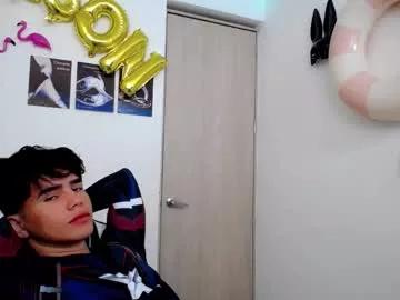 kiss_whitee from Chaturbate is Freechat