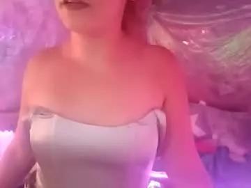 kissahsins from Chaturbate