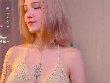 kisskiss_muah from Chaturbate