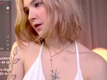 kisskiss_muah from Chaturbate