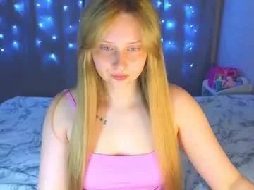 kitten_kiss from Chaturbate