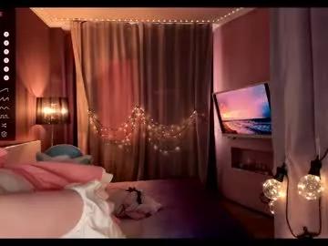 kittengirlchan from Chaturbate