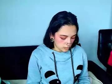 kitty_ravee from Chaturbate is Freechat