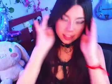 kittyuwu_ from Chaturbate