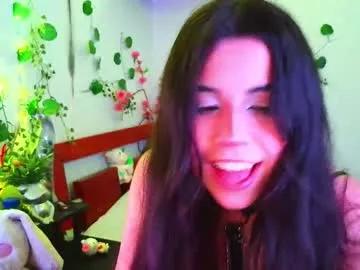 kittyuwu_ from Chaturbate