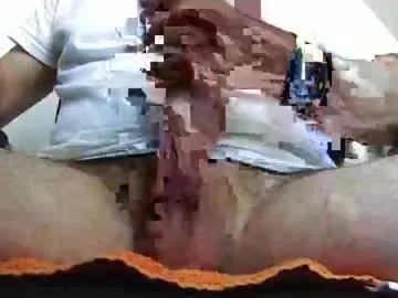 kiwi2go from Chaturbate