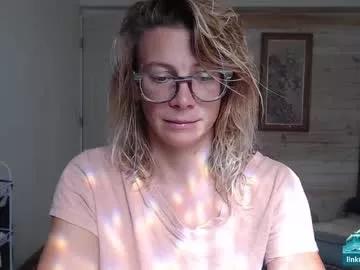 lailagetsnaked from Chaturbate
