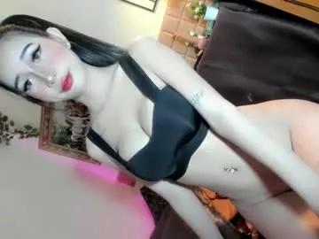 lalisaslut69 from Chaturbate