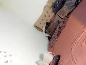 lalisaslut69 from Chaturbate