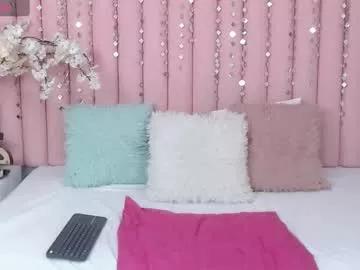 lalycastro from Chaturbate