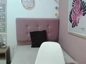 lanna_mills from Chaturbate