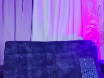 lara_gil_ from Chaturbate