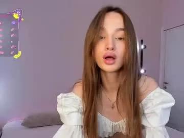 laralourance from Chaturbate