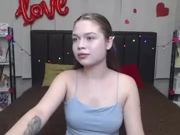 larapika from Chaturbate