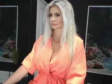 laras_moans from Chaturbate