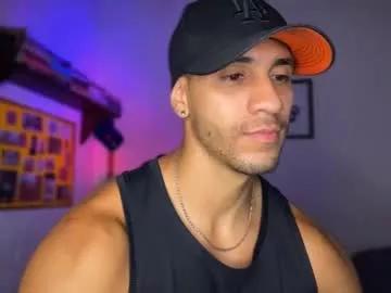larry_jones from Chaturbate