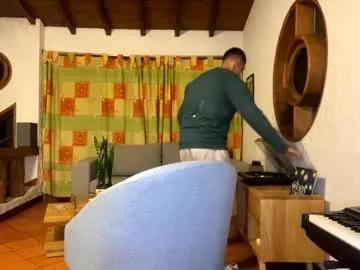 larry_jones from Chaturbate