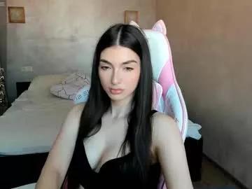 leila_4ever from Chaturbate