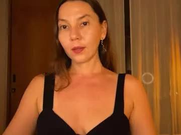 lessya_magic from Chaturbate