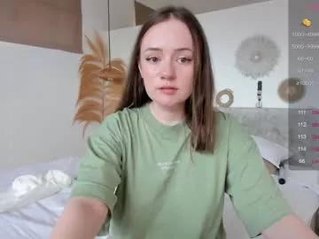 lil_happiness from Chaturbate