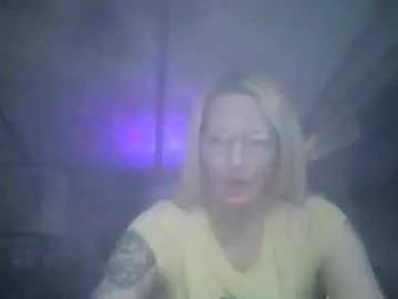 lilbit4u from Chaturbate