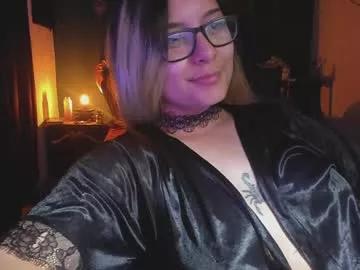 lilithmystic01 from Chaturbate