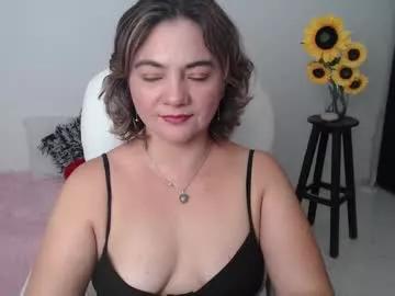 lilly_milf from Chaturbate