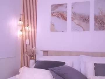 lillythompson_ from Chaturbate