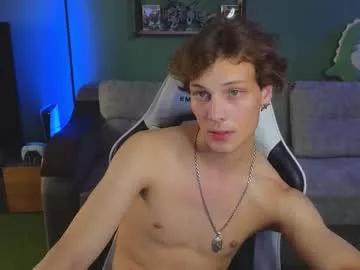 lilteddyboy from Chaturbate