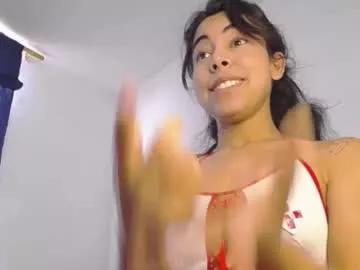 lily_robertss_ from Chaturbate