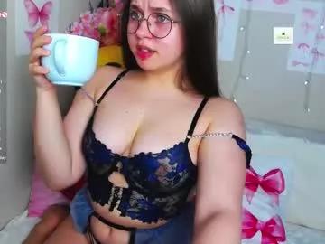 lilysweet13 from Chaturbate