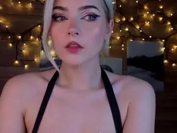 lilywings from Chaturbate