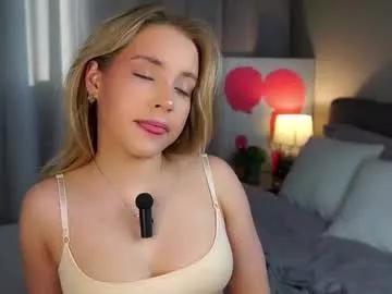 Photos of lipswithsmileonthem from Chaturbate is Freechat