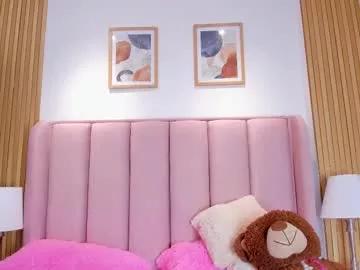 litlle_chanel from Chaturbate