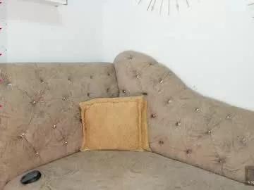 little_melanie from Chaturbate