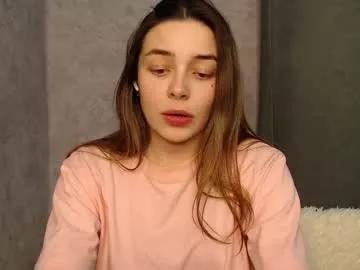 little_mia__ from Chaturbate