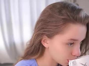 little_poetry from Chaturbate