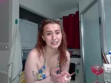 little_redxx from Chaturbate