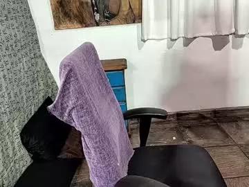 little_savage from Chaturbate