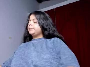 little_shaara from Chaturbate