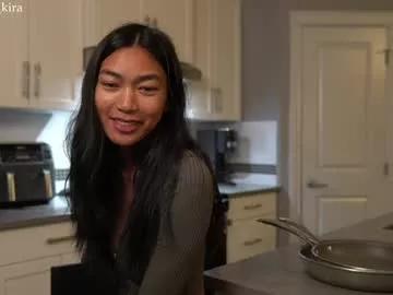 littlemiss_kira from Chaturbate