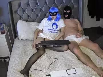 littlemisspixie_999 from Chaturbate