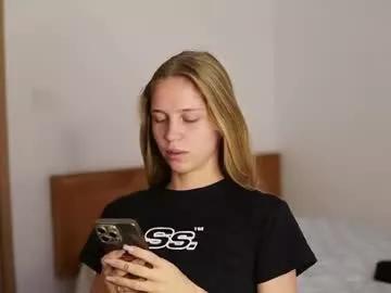 littlemolly1 from Chaturbate