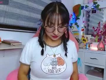 littlerouse_ from Chaturbate